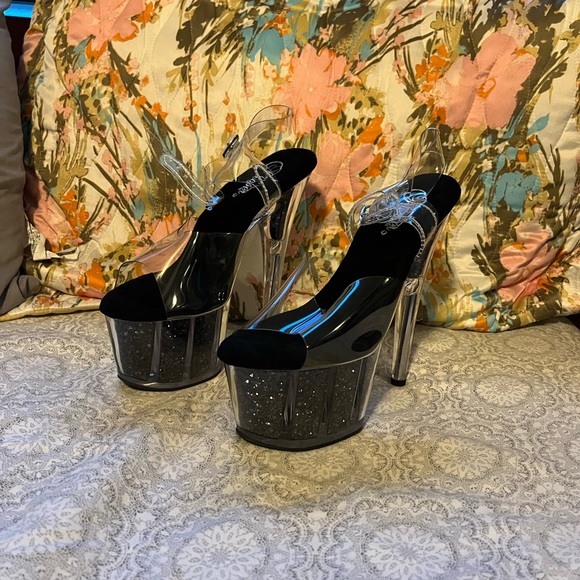 Pleaser Shoes - Pleaser Black Stripper Heels